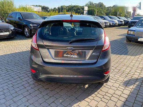 Ford Fiesta 2019 - фото 6