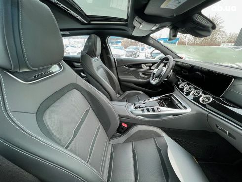 Mercedes-Benz AMG GT 4 2021 - фото 23