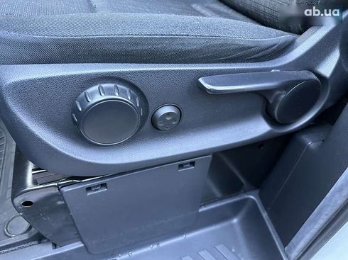 Mercedes-Benz eVito 2019 - фото 30