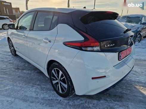 Nissan Leaf 2018 - фото 17