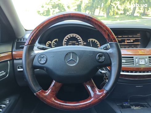 Mercedes-Benz S-Класс 2008 серебристый - фото 18