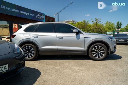 Volkswagen Touareg 2021 - фото 7