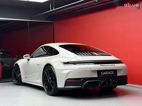 Porsche 911 2025 - фото 20