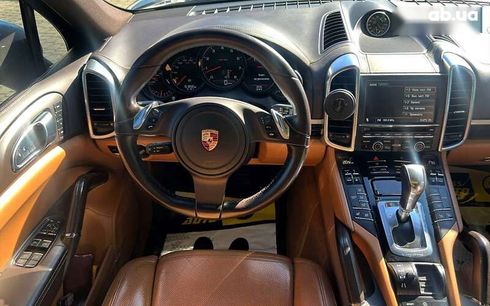 Porsche Cayenne 2012 - фото 17