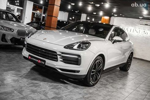 Porsche Cayenne Coupe 2022 - фото 26