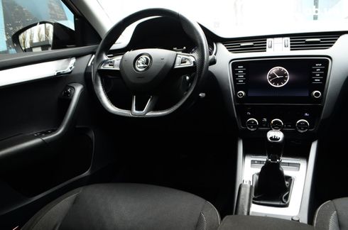Skoda Octavia 2019 белый - фото 10