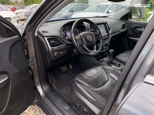 Jeep Cherokee 2018 - фото 10