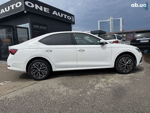 Skoda Octavia 2020 - фото 6