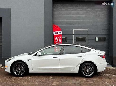 Tesla Model 3 2021 - фото 6