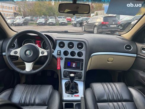 Alfa Romeo 159 2005 красный - фото 40