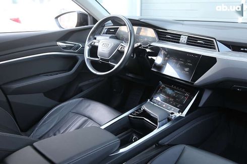 Audi E-Tron 2020 - фото 13