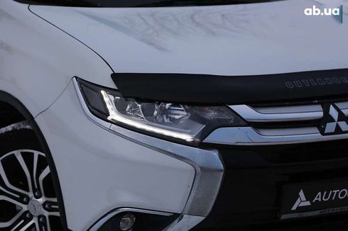 Mitsubishi Outlander 2017 - фото 4