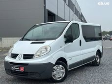 Автобуси Renault в Україні - купити на Автобазарі