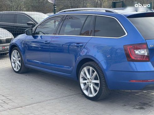 Skoda Octavia 2019 - фото 23