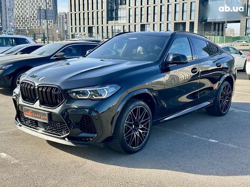 BMW X6 M 2022 - фото 23