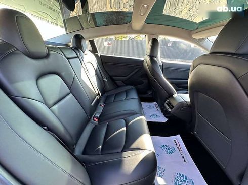 Tesla Model 3 2020 - фото 18