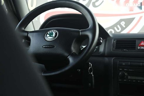 Skoda Octavia 2009 - фото 28