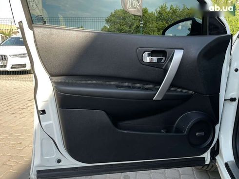 Nissan Qashqai 2012 - фото 24