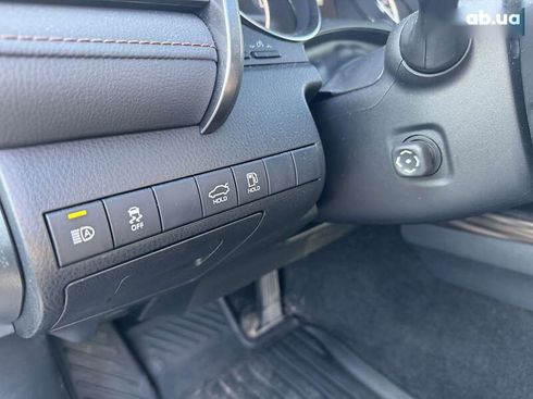 Toyota Camry 2019 - фото 15