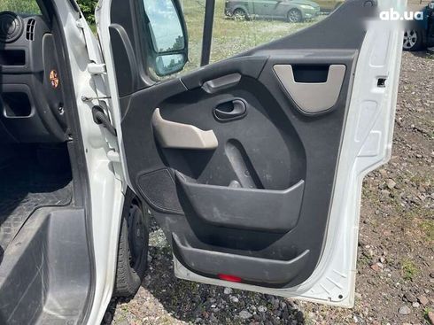 Renault Master 2013 - фото 27