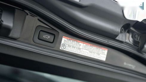 Lexus LX 2017 - фото 11