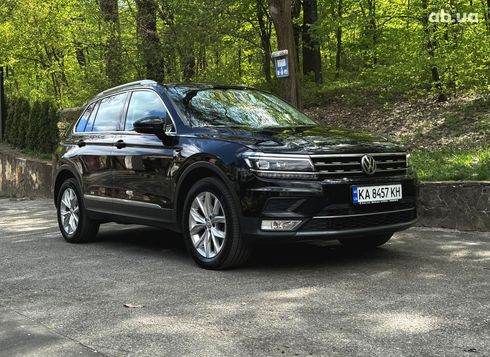 Volkswagen Tiguan 2016 черный - фото 2