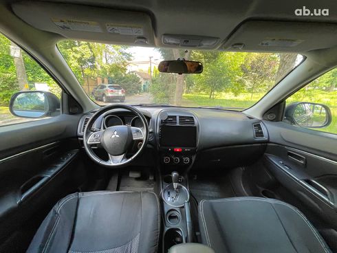 Mitsubishi Outlander 2015 серый - фото 19