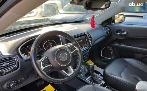 Jeep Compass 2018 - фото 14