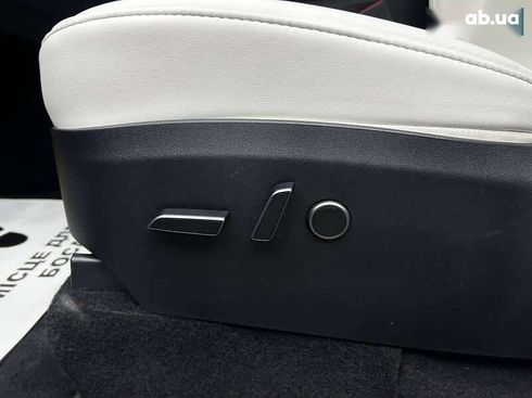 Tesla Model Y 2023 - фото 9