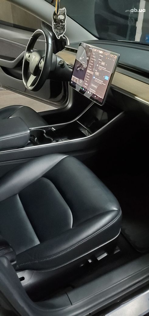 Tesla Model 3 2019 черный - фото 9