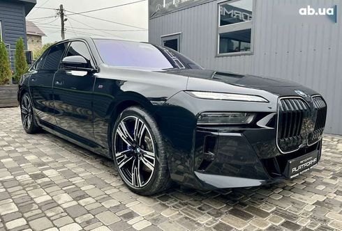 BMW i7 2023 - фото 12