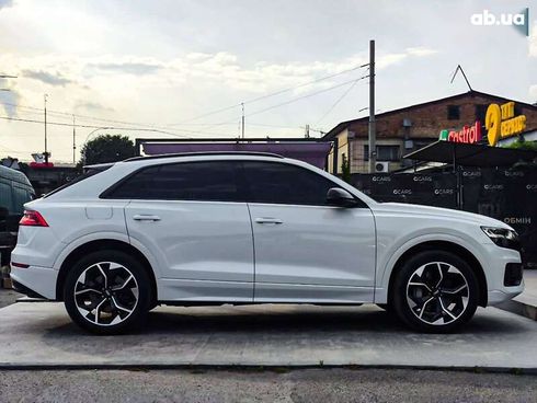 Audi Q8 2019 - фото 6
