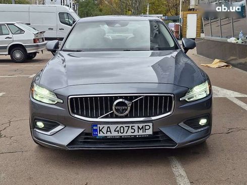 Volvo S60 2018 - фото 3