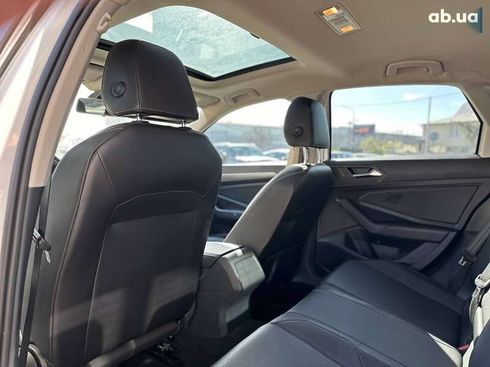 Volkswagen Jetta 2018 - фото 15