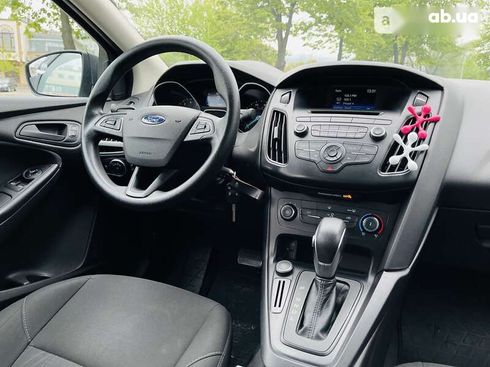 Ford Focus 2016 - фото 12