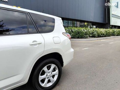 Toyota RAV4 2013 - фото 7