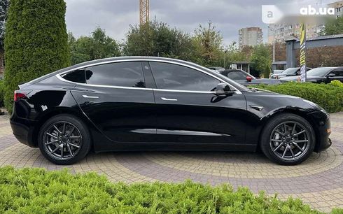 Tesla Model 3 2019 - фото 8