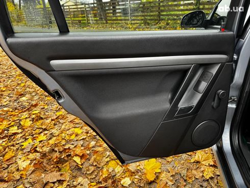 Opel Vectra 2006 серый - фото 24