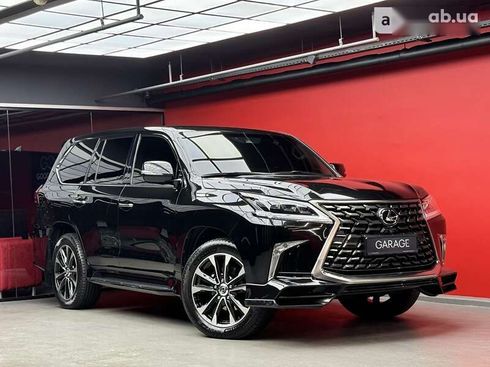 Lexus LX 2018 - фото 15