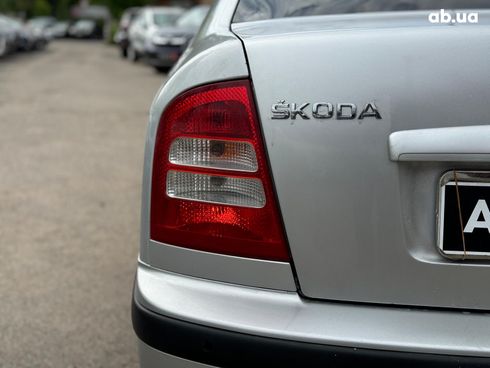 Skoda Octavia 2002 серый - фото 10