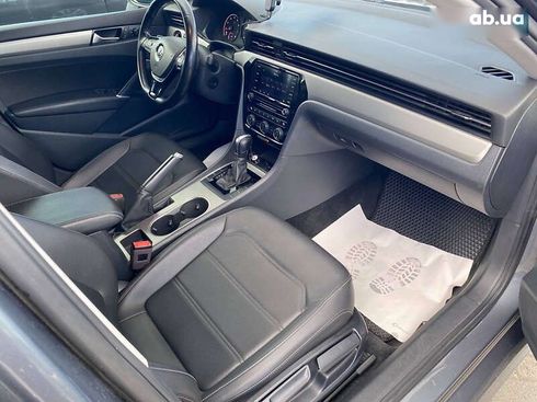 Volkswagen Passat 2020 - фото 6