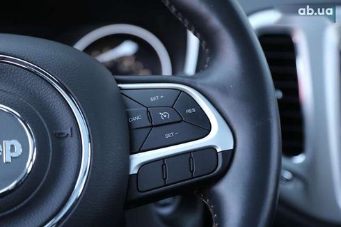 Jeep Compass 2017 - фото 25
