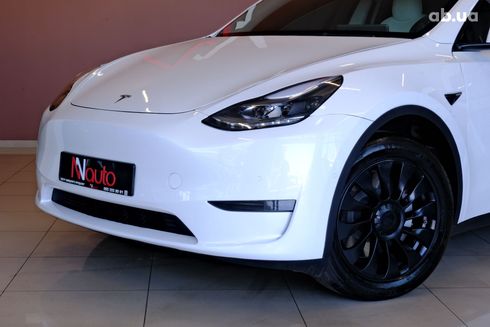 Tesla Model Y 2023 белый - фото 2
