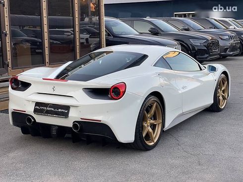 Ferrari 488 GTB 2015 - фото 8