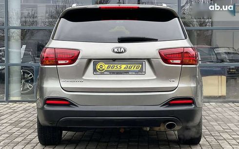 Kia Sorento 2016 - фото 5