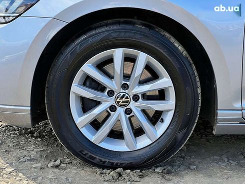 Volkswagen Passat 2021 - фото 19