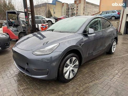 Tesla Model Y 2023 - фото 2