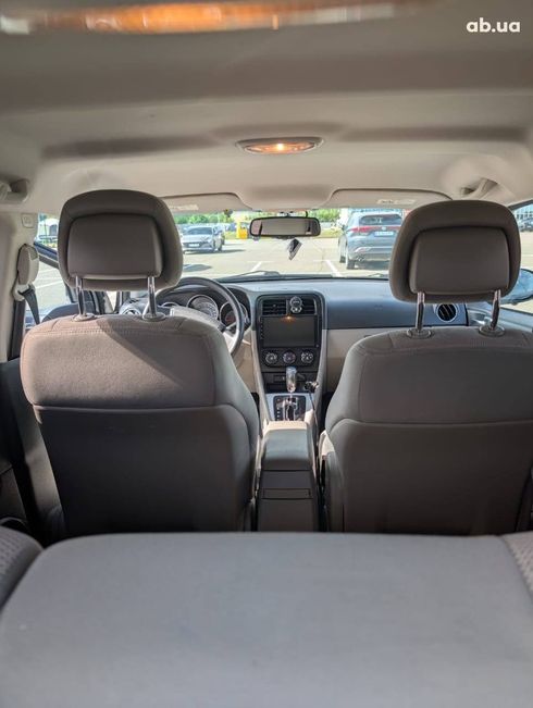 Dodge Caliber 2011 серебристый - фото 14