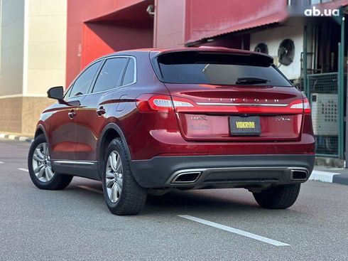 Lincoln MKX 2017 - фото 15