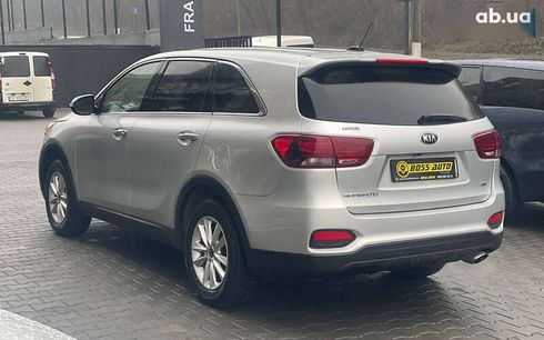 Kia Sorento 2019 - фото 4